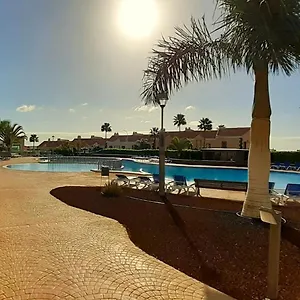 https://edificio-canadas.in-canary-islands.com